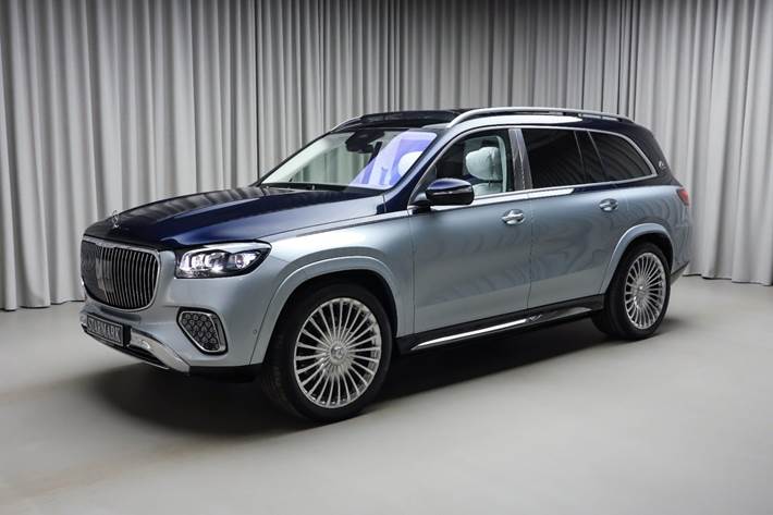 Sølv Mercedes GLS600 fra 2025