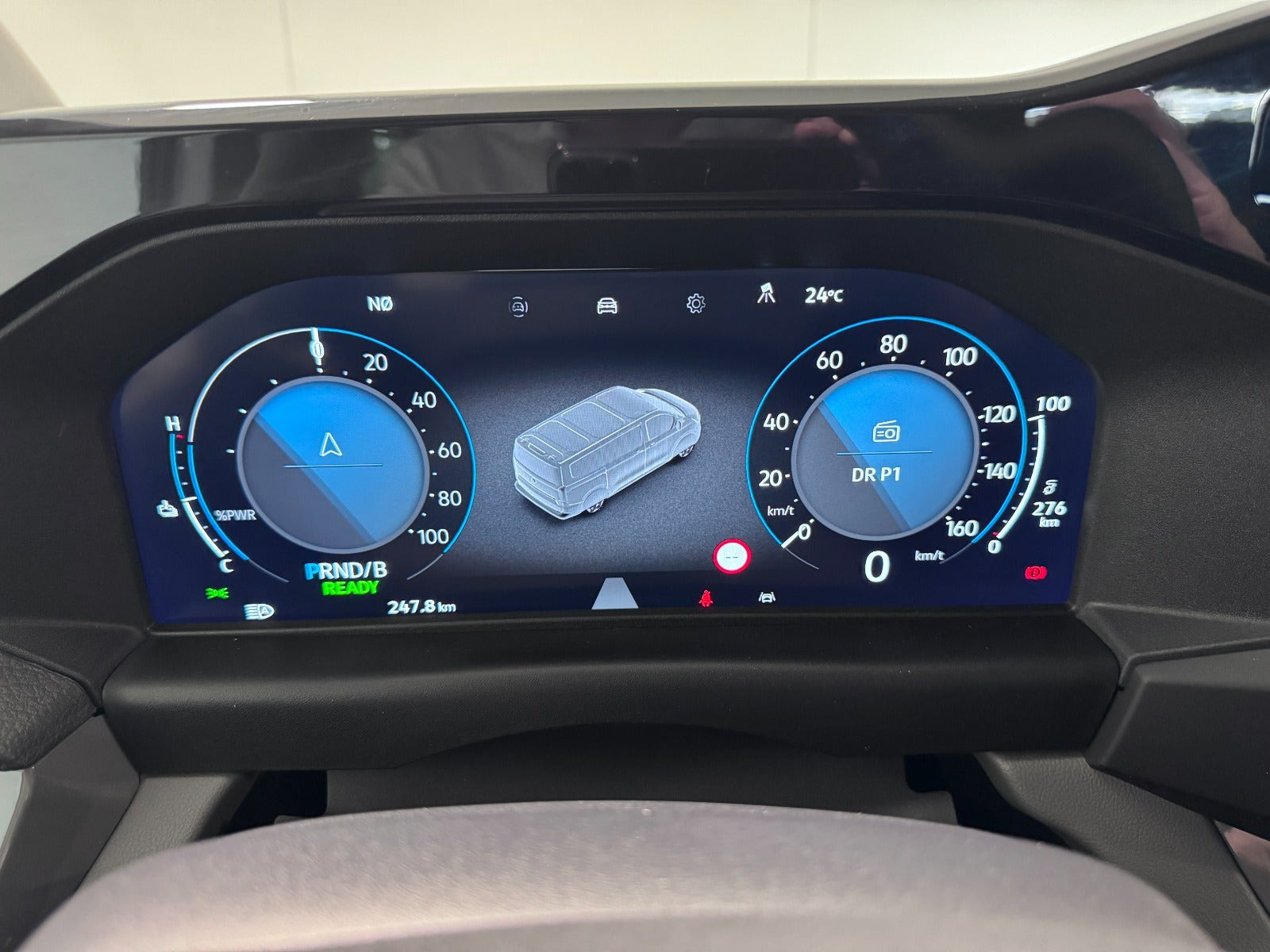 Hvid VW e-Caravelle fra 2026