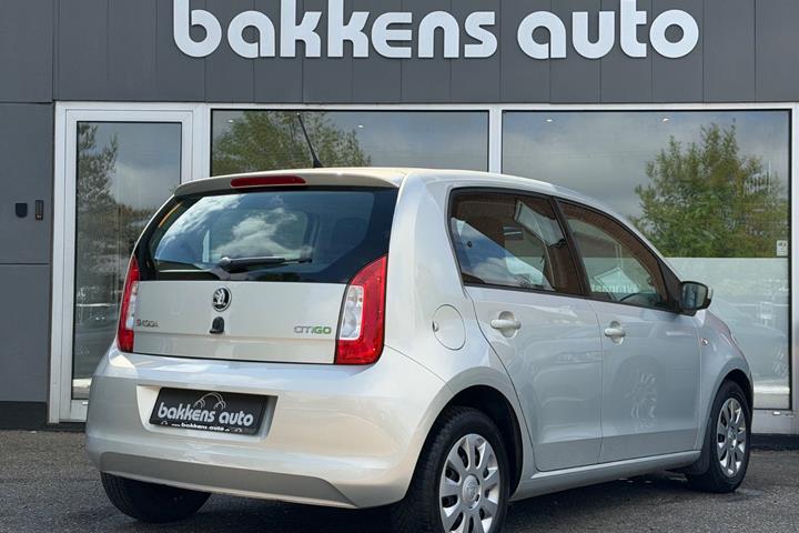 Sølv Skoda Citigo fra 2015