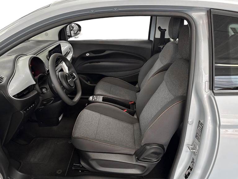 Fiat 500e 42 Icon