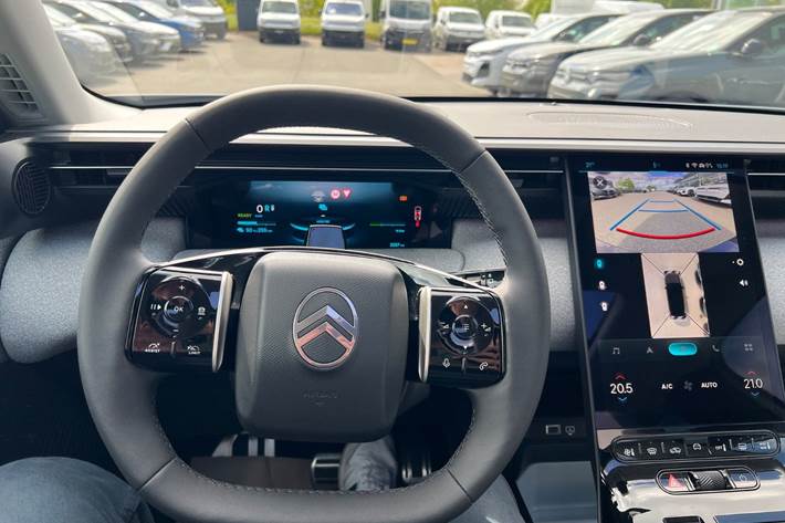 Hvid Citroën ë-C5 Aircross fra 2025