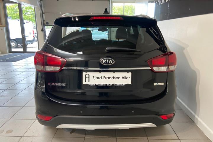 Sort Kia Carens fra 2017
