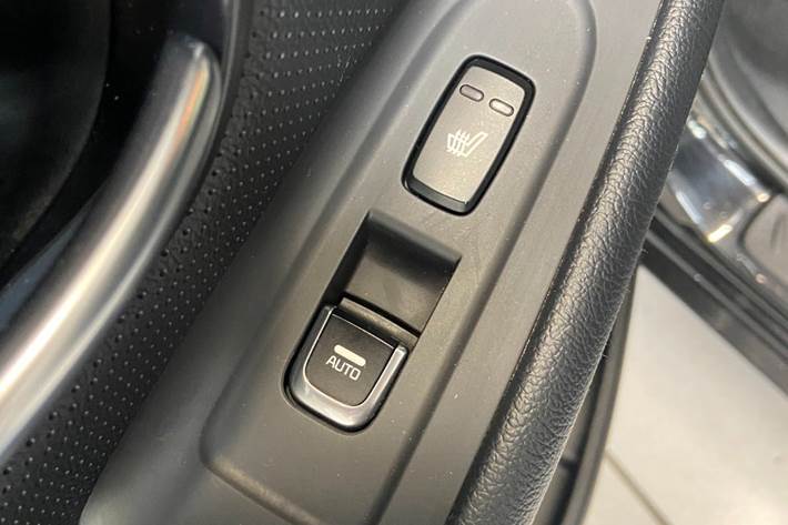 Sort Kia Carens fra 2017