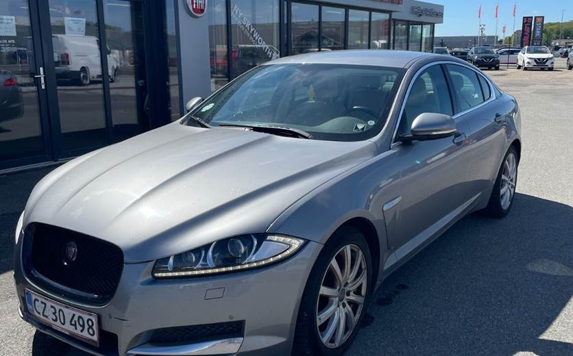 Jaguar XF 2,2 D Luxury aut.