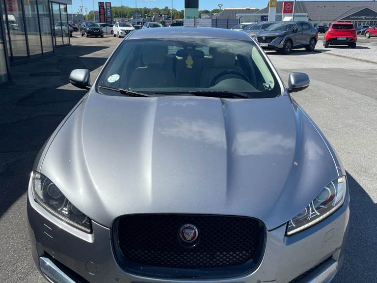 Jaguar XF 2,2 D Luxury aut.