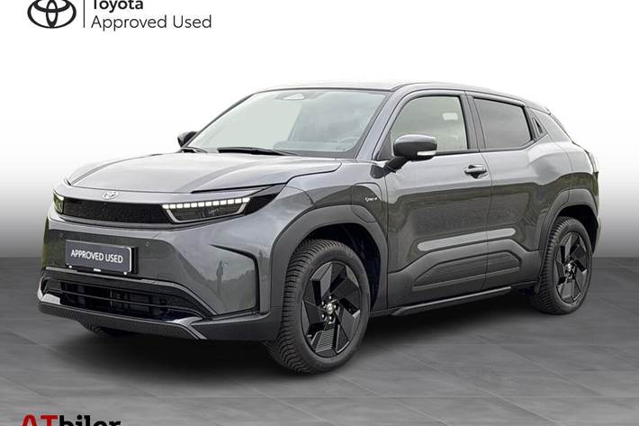 Grå Toyota Urban Cruiser fra 2026