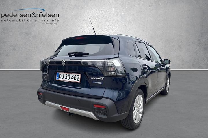 Blå Suzuki S-Cross fra 2022