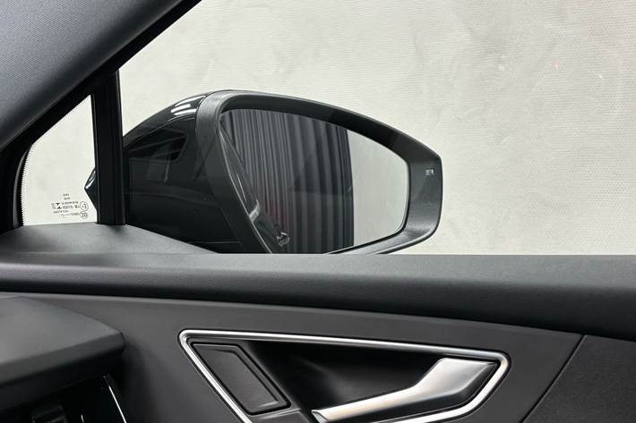 Sort Audi Q4 fra 2021