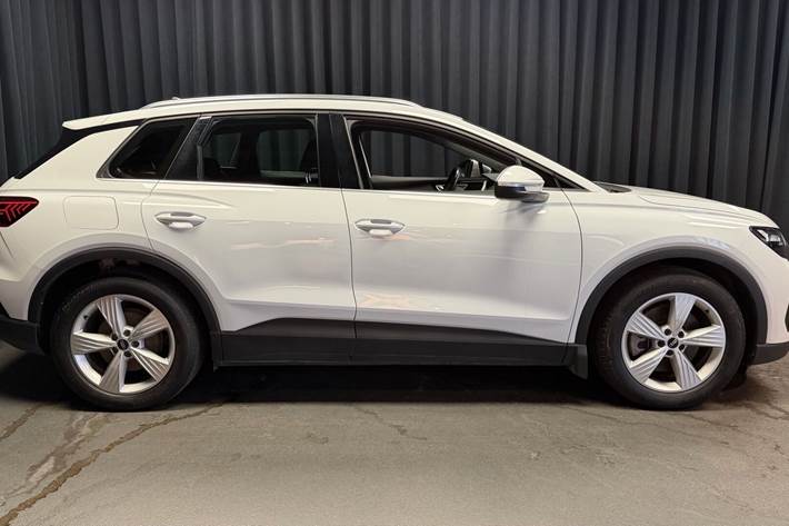Hvid Audi Q4 fra 2022