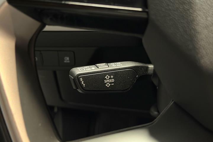Hvid Audi Q4 fra 2022