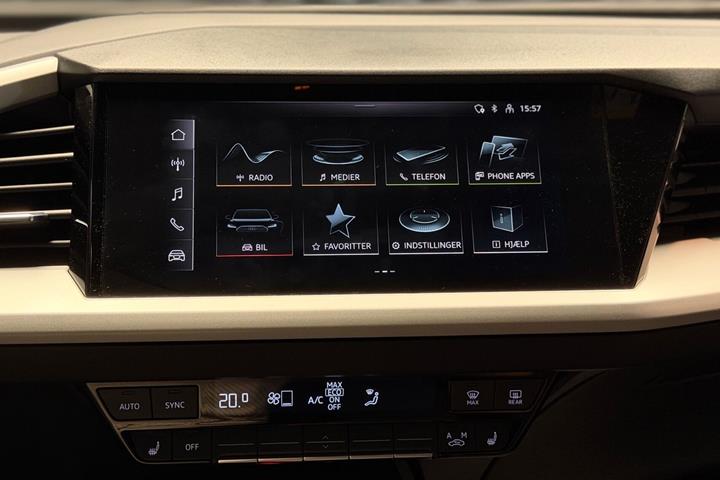 Hvid Audi Q4 fra 2022