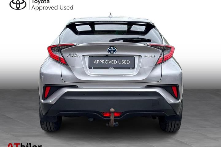 undefined Toyota C-HR fra 2019 set udefra