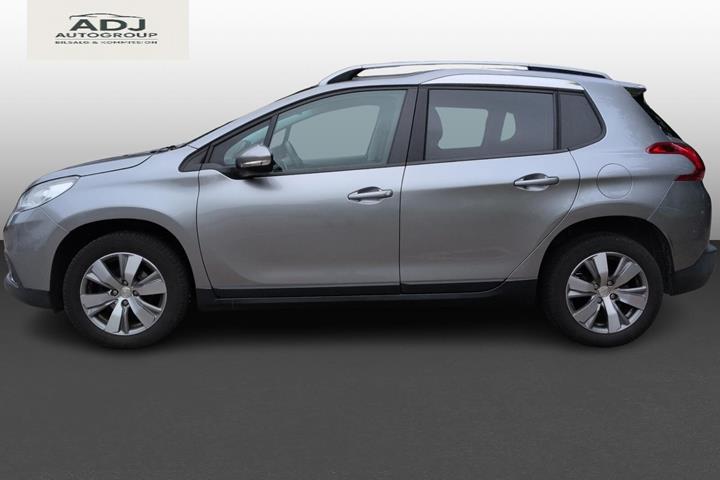 Grå Peugeot 2008 fra 2015