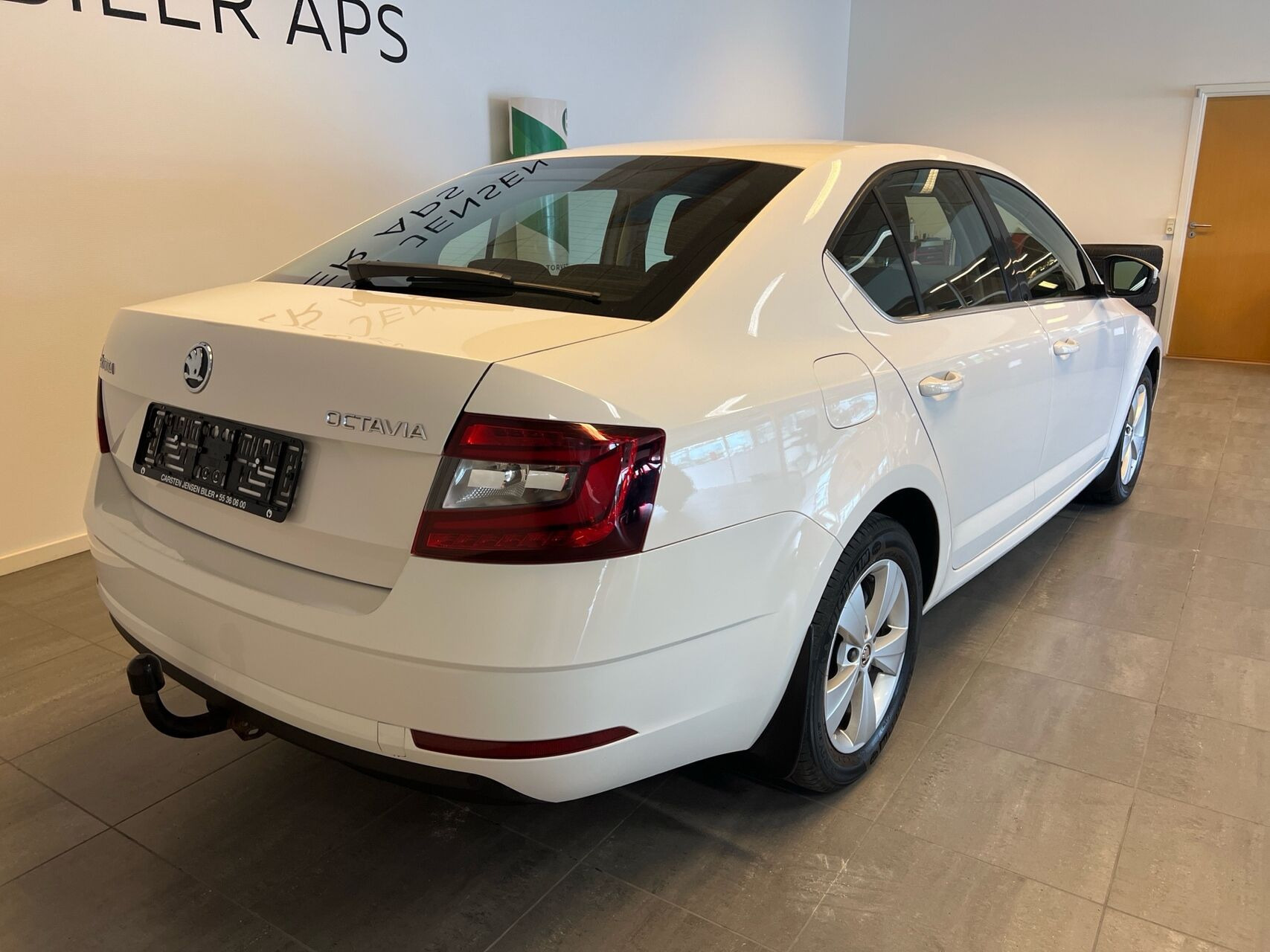 Hvid Skoda Octavia fra 2018