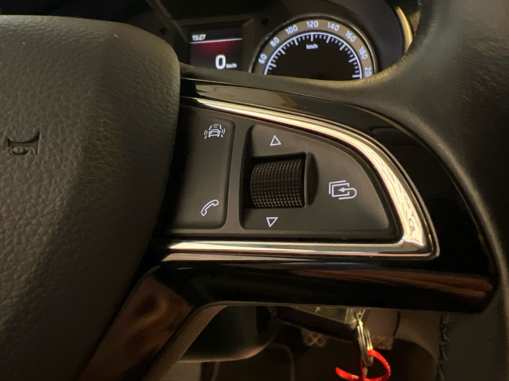 Hvid Skoda Octavia fra 2018