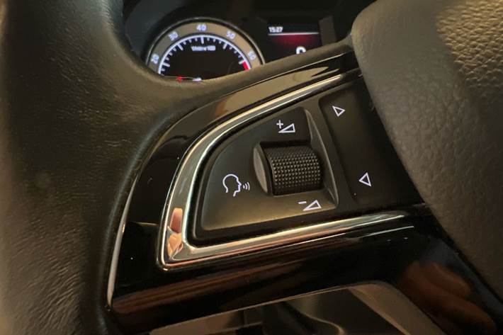 Hvid Skoda Octavia fra 2018
