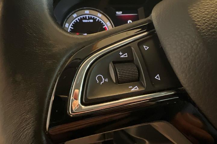 Hvid Skoda Octavia fra 2018