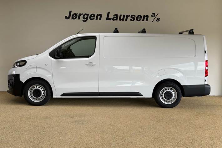 Hvid Opel Vivaro-e fra 2025