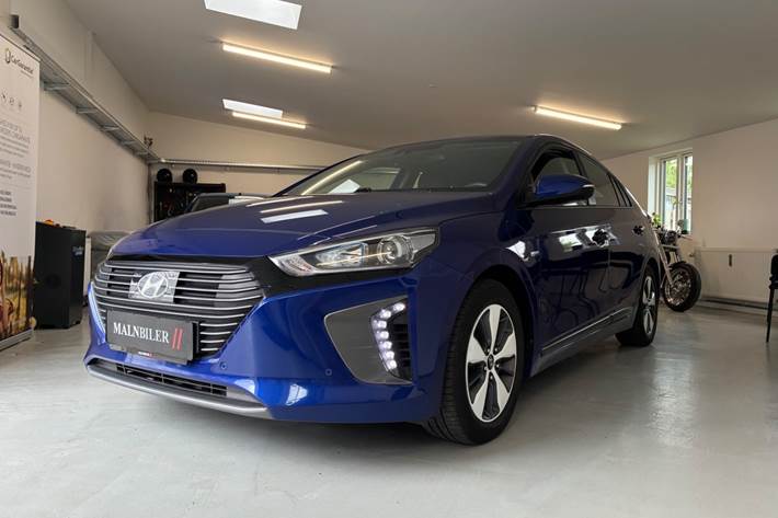 Blå Hyundai Ioniq fra 2019