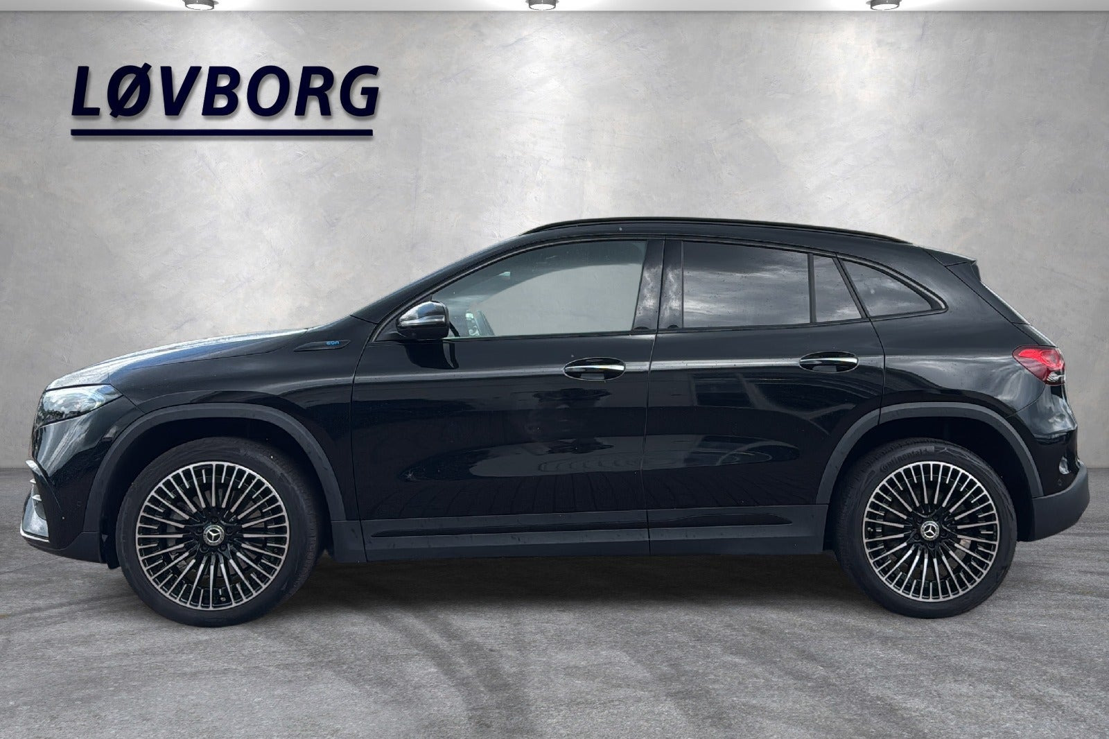 Sort Mercedes EQA250 fra 2022