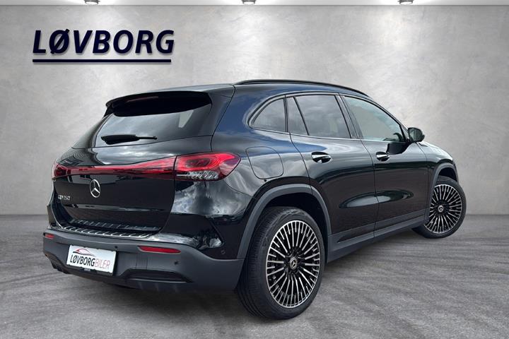 Sort Mercedes EQA250 fra 2022