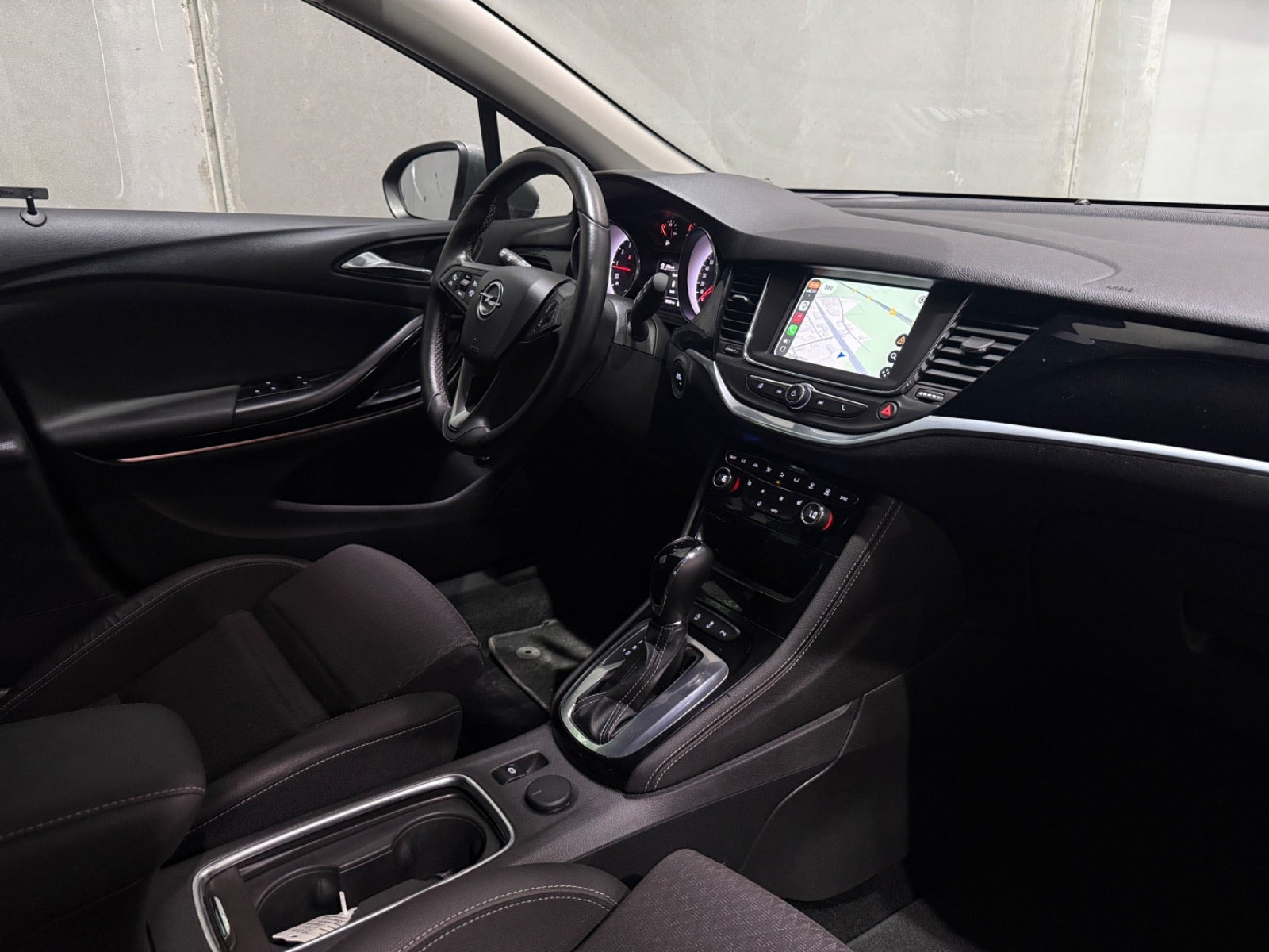 undefined Opel Astra fra 2017
