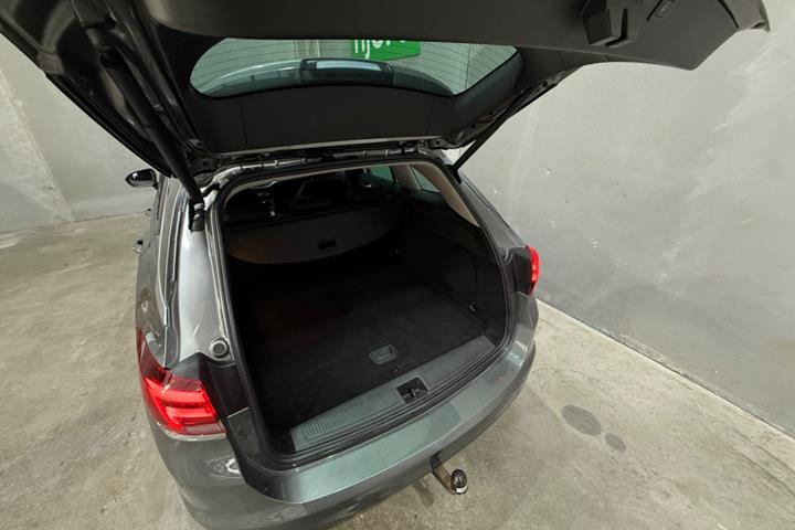 undefined Opel Astra fra 2017