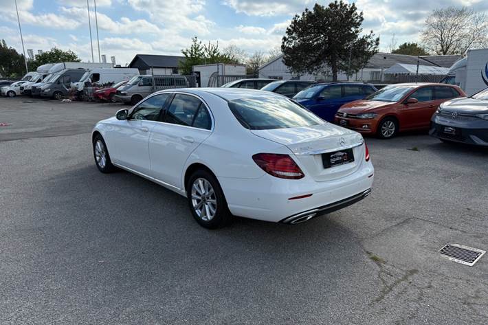 undefined Mercedes E220 d fra 2017