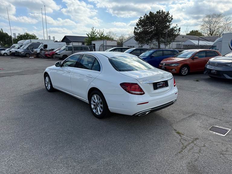 Mercedes E220 d 2,0 aut. 4Matic