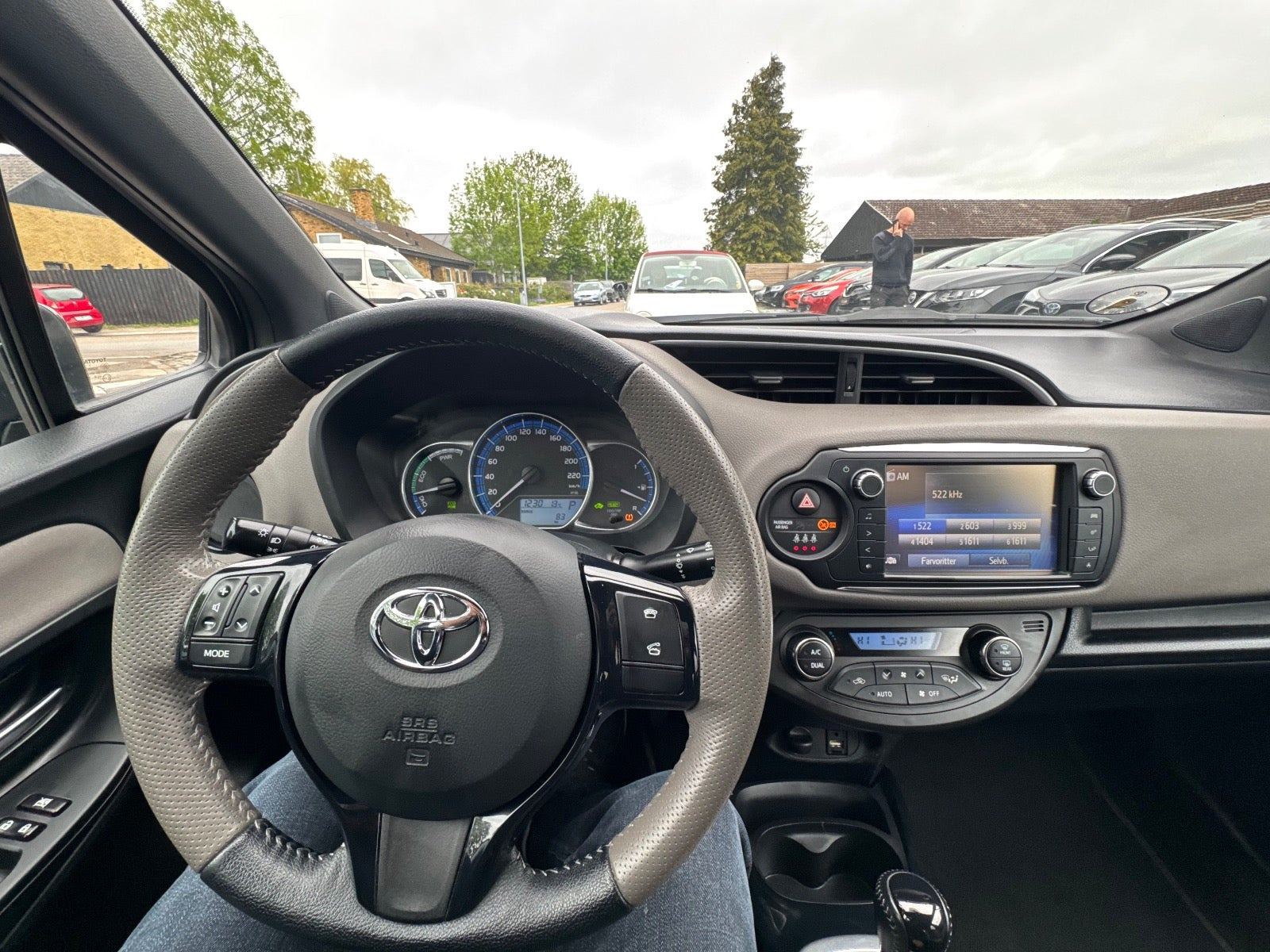 undefined Toyota Yaris fra 2015