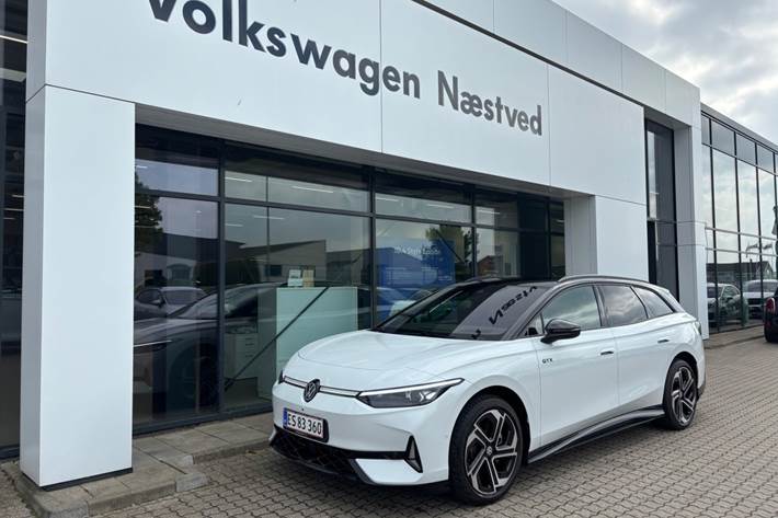 Hvid VW ID.7 fra 2026