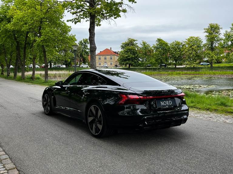 Audi e-tron GT quattro