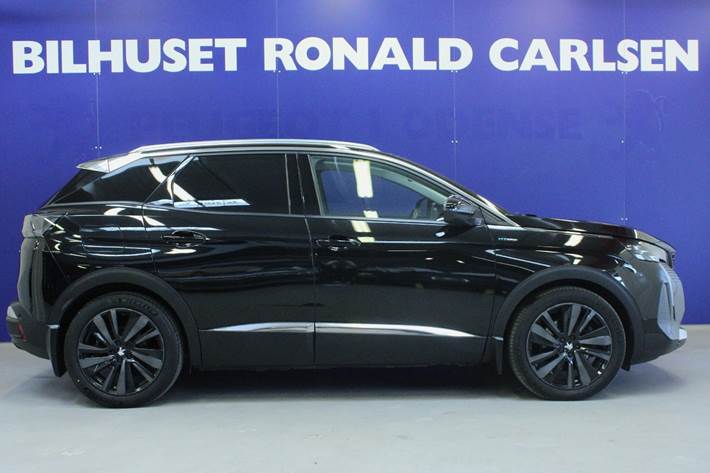 Sort Peugeot 3008 fra 2021