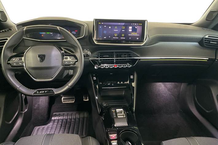 Grå Peugeot e-2008 fra 2024