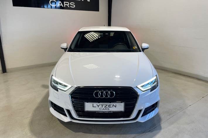 Hvid Audi A3 fra 2019
