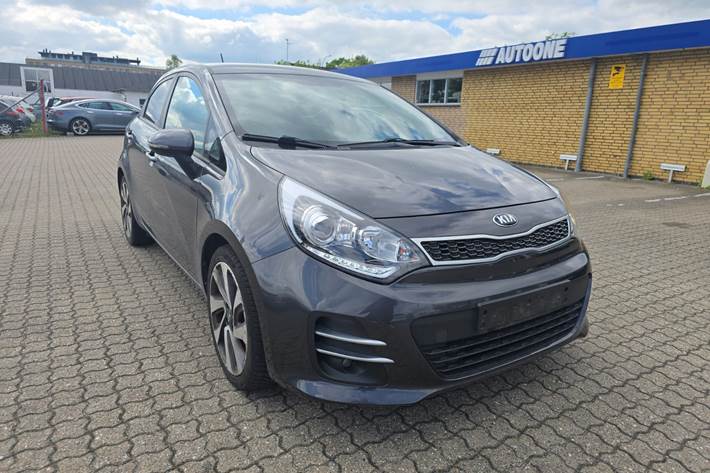 Sort Kia Rio fra 2016