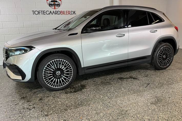 Sølv Mercedes EQA250 fra 2022