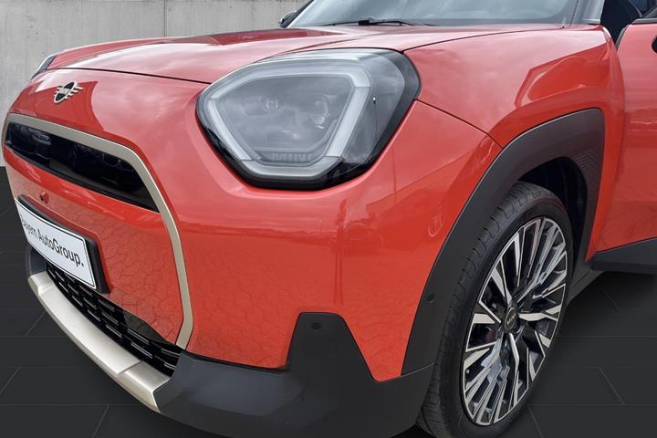 Rød Mini Aceman E fra 2025