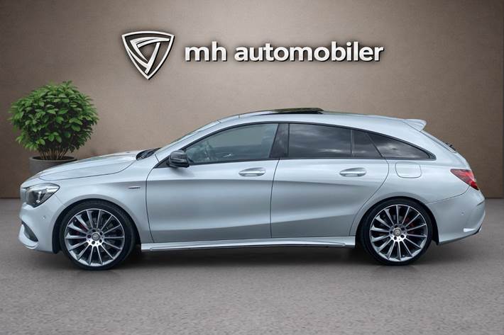 Sølv Mercedes CLA250 fra 2016