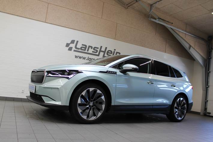 Sølv Skoda Enyaq fra 2021