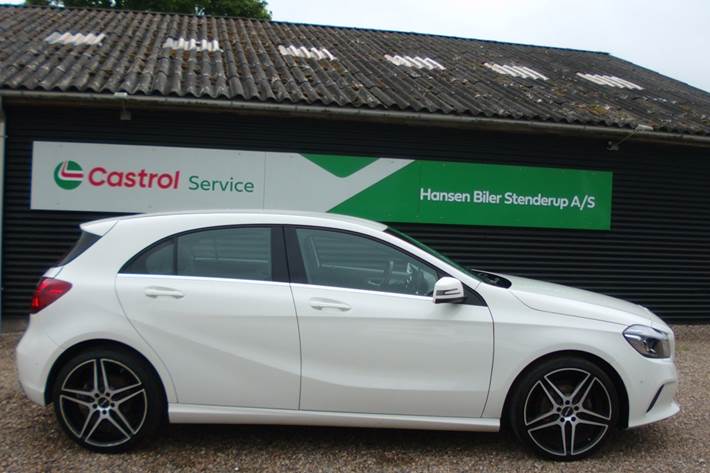 Hvid Mercedes A180 d fra 2017