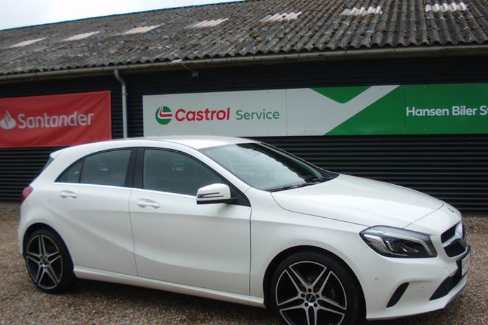 Hvid Mercedes A180 d fra 2017