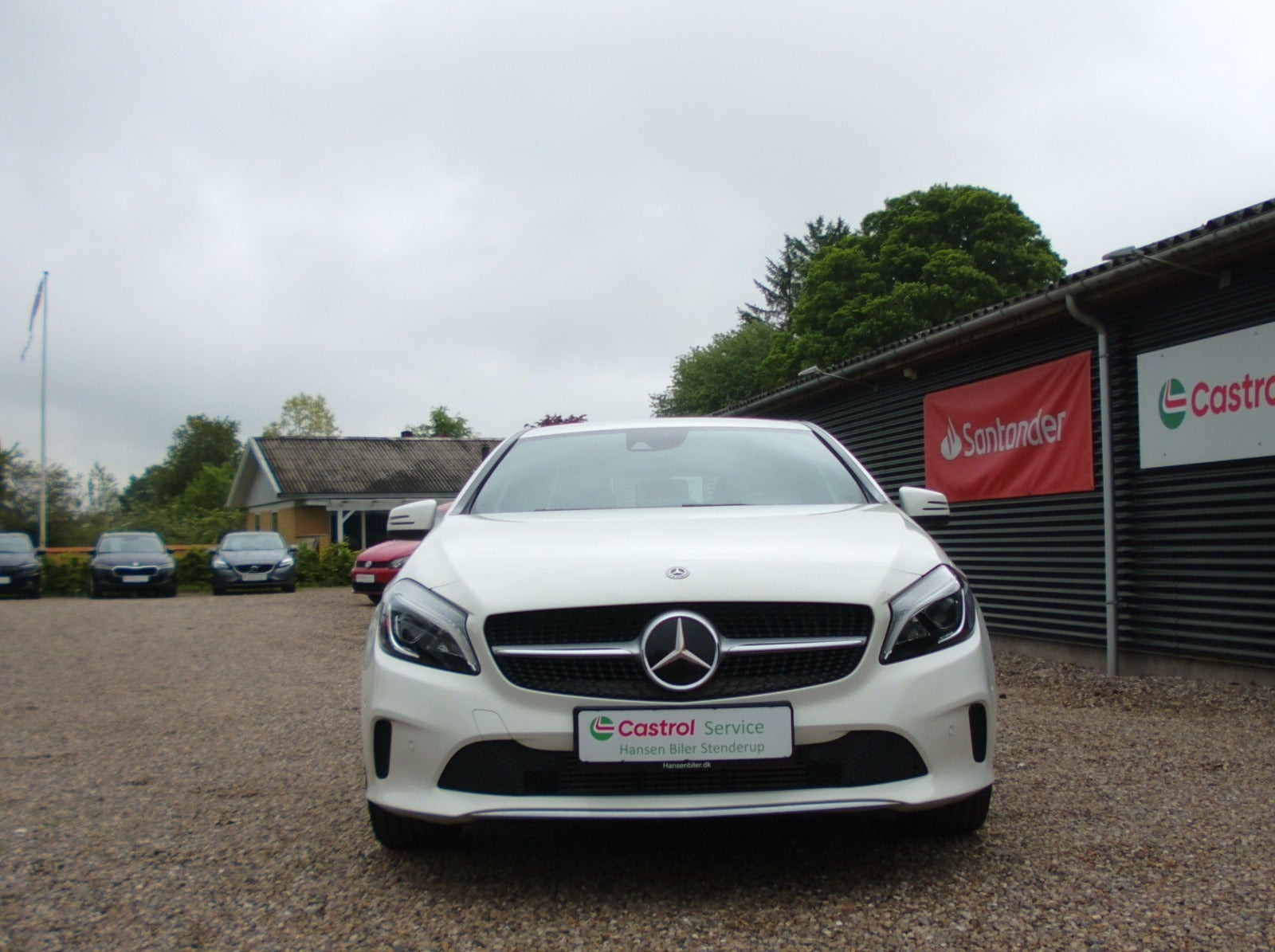 Hvid Mercedes A180 d fra 2017