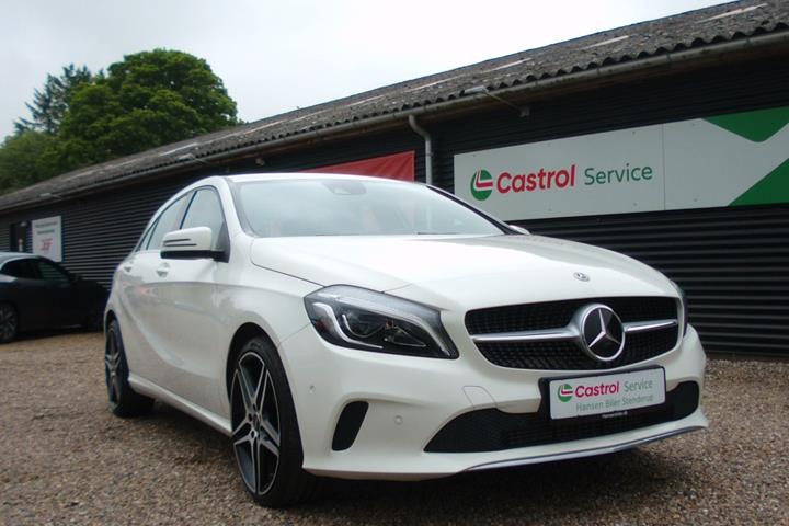 Hvid Mercedes A180 d fra 2017