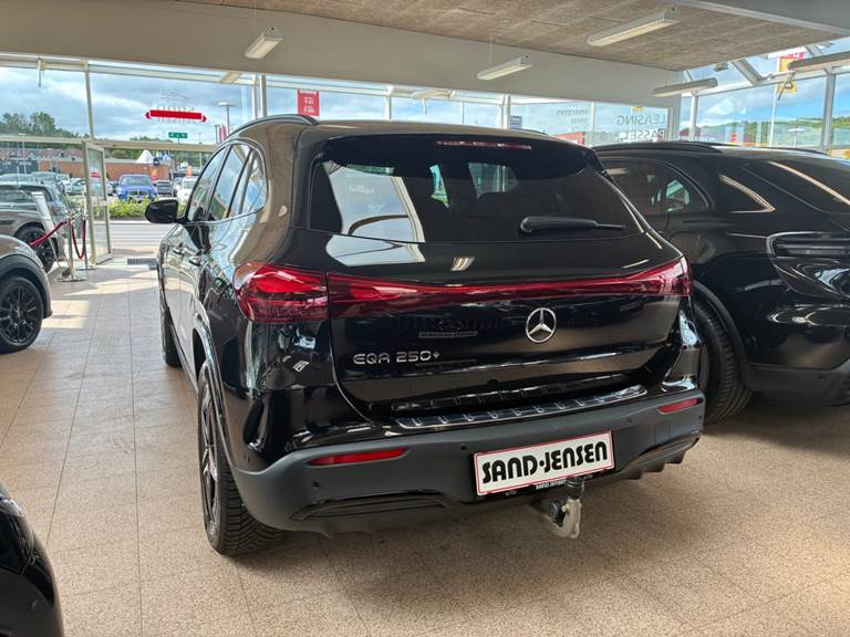 Mercedes EQA250+ AMG Premium