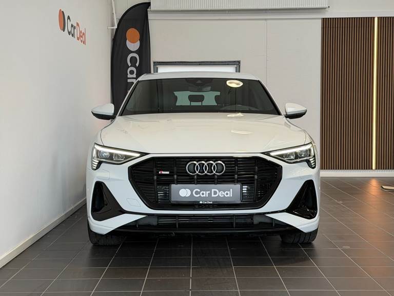 Audi e-tron 55 S-line Sportback quattro