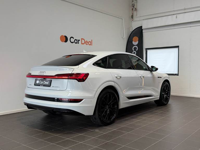 Audi e-tron 55 S-line Sportback quattro