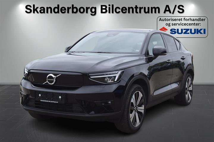Sort Volvo C40 fra 2023 set udefra