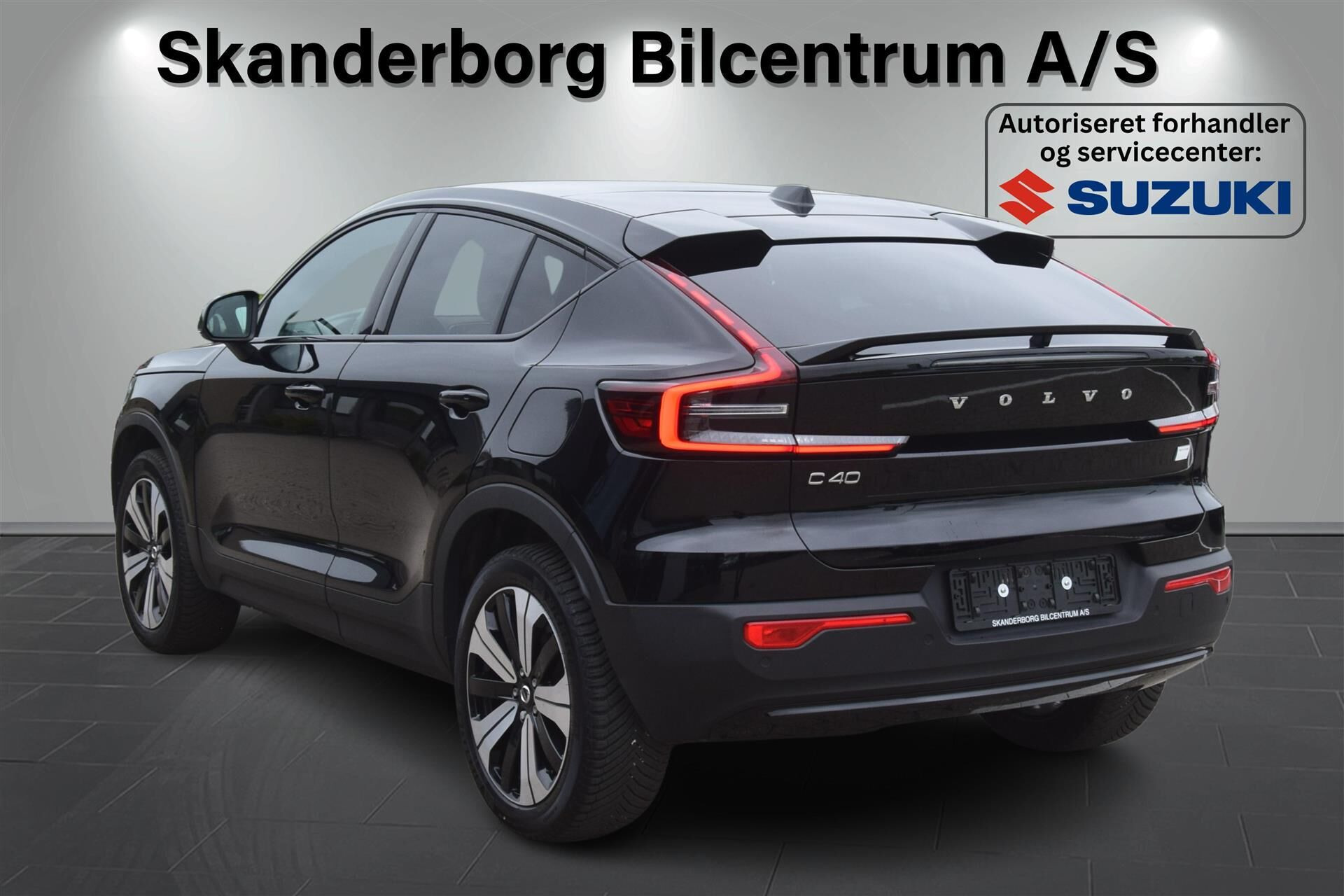 Sort Volvo C40 fra 2023