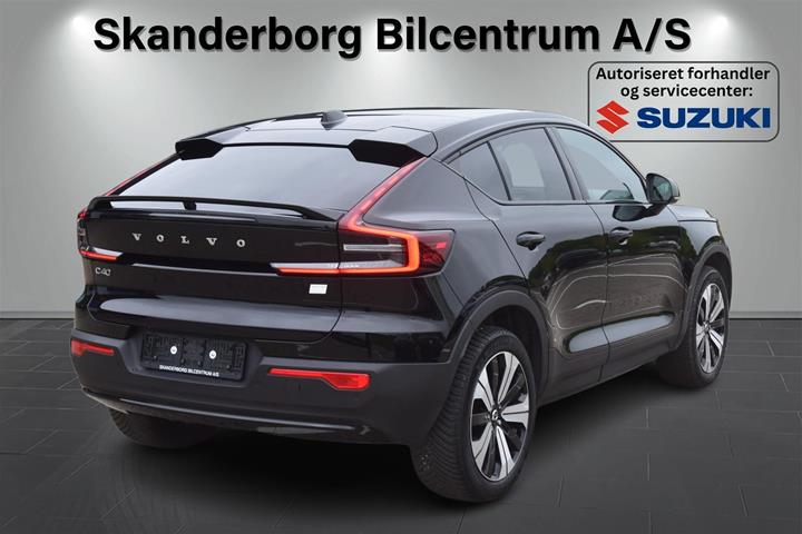 Sort Volvo C40 fra 2023